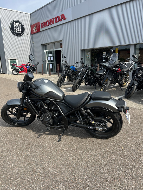 Honda 1100 rebel - PONT-SAINTE-MARIE