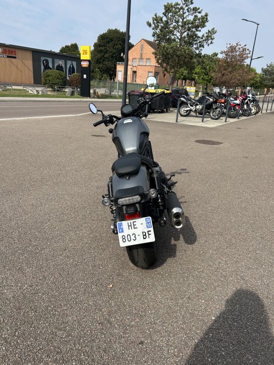 Honda 1100 rebel - PONT-SAINTE-MARIE