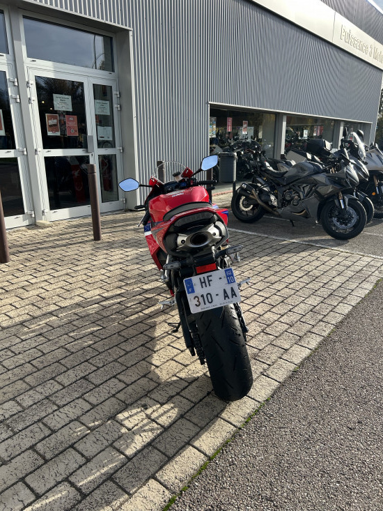 CBR600RR - PONT-SAINTE-MARIE