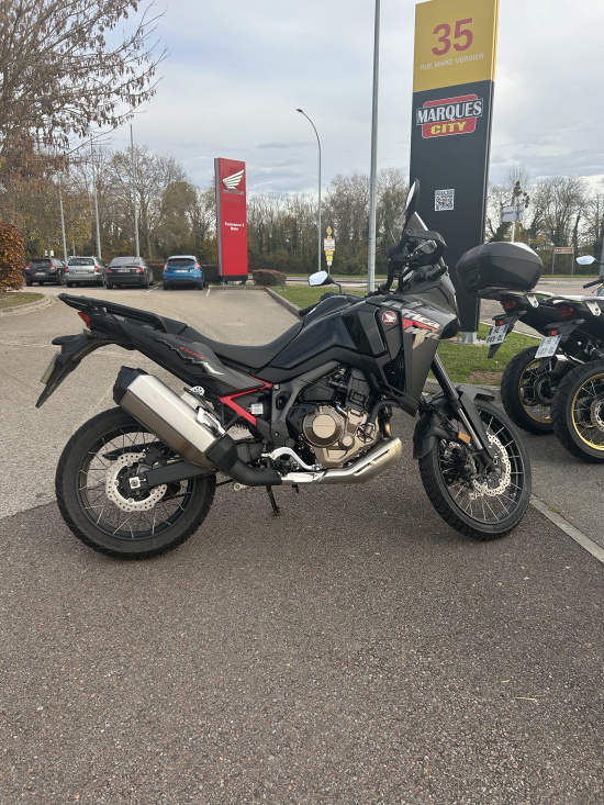 Africa Twin  1100 - PONT-SAINTE-MARIE