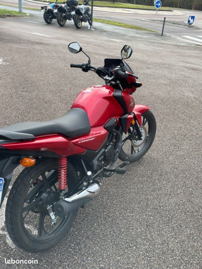 honda cb125f - PONT-SAINTE-MARIE