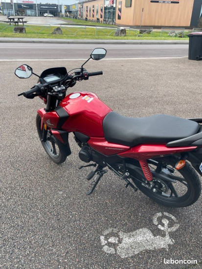 honda cb125f - PONT-SAINTE-MARIE