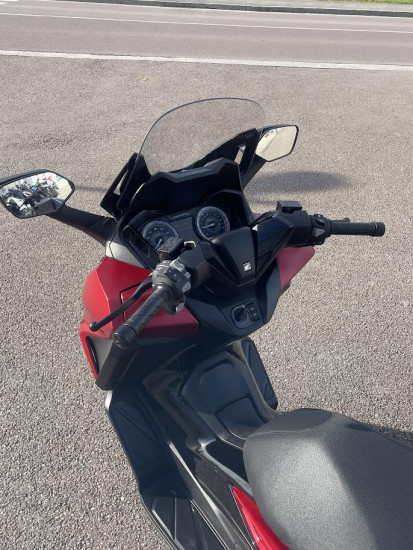 HONDA FORZA 125 - PONT-SAINTE-MARIE