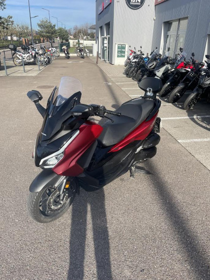 HONDA FORZA 125 - PONT-SAINTE-MARIE